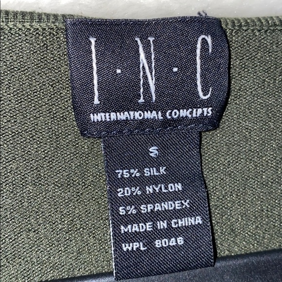 Macy’s I.N.C Olive Green V-neck  sweater S - Picture 6 of 10